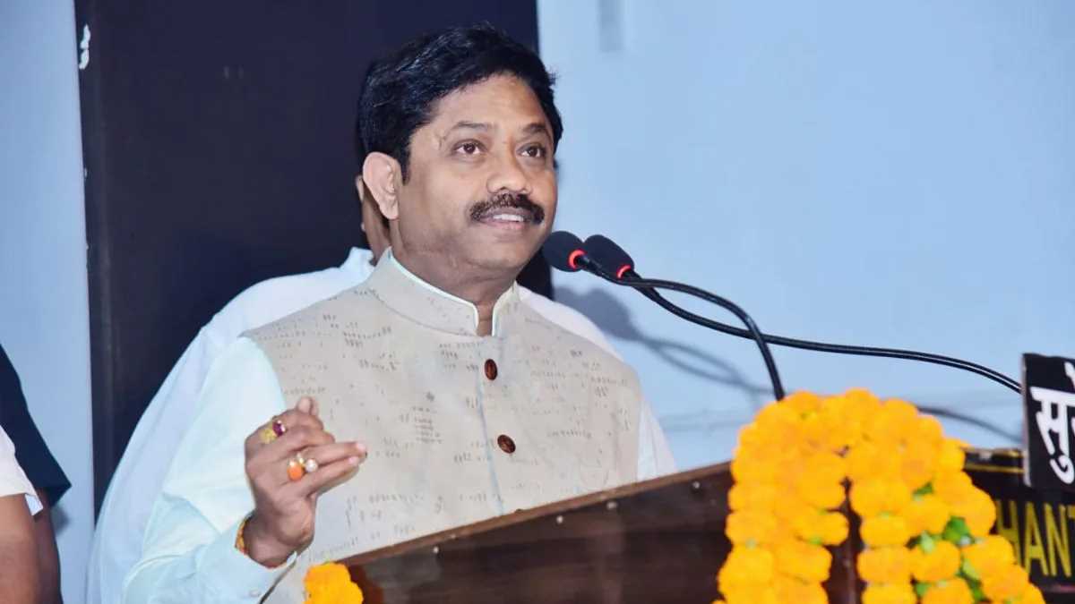 हिन्दू आस्था को चोट पहुंचाने में बाबर से भी आगे निकली कांग्रेस : नंदी हिन्दू आस्था को चोट पहुंचाने में बाबर से भी आगे निकली कांग्रेस : नंदी